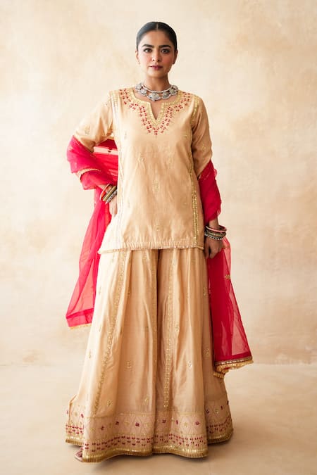 Shop Gulabo Jaipur Gold Silk Embroidery, Sequins Split V-neck Neena Hand Work Kurta And Sharara Set Shop_Gulabo Jaipur_Gold Silk Embroidery, Sequins Split V-neck Neena Hand Work Kurta And Sharara Set
