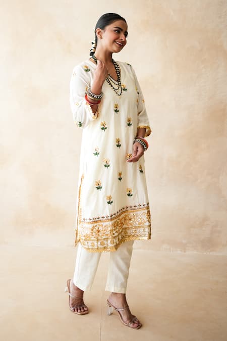 Shop Gulabo Jaipur White Silk Embroidery V-neck Jamila Kurta And Pant Set Online at Aza Fashions Shop_Gulabo Jaipur_White Silk Embroidery V-neck Jamila Kurta And Pant Set _Online_at_Aza_Fashions