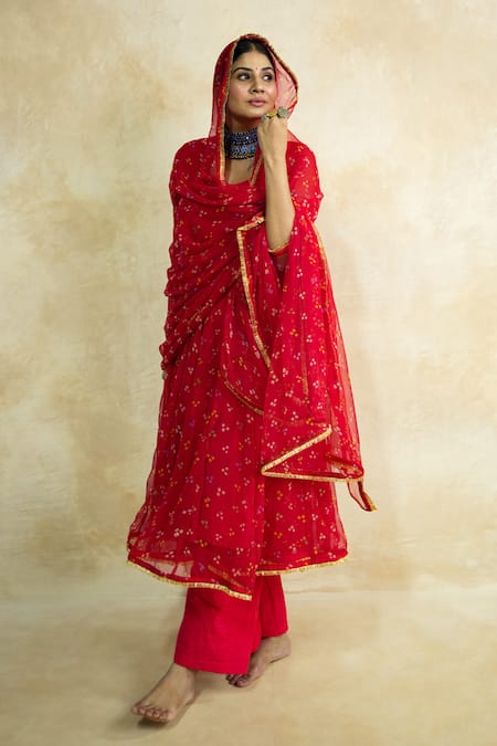 Gulabo Jaipur Red Georgette Gota Patti Round Neck Arzu Print Anarkali Set at Aza Fashions Gulabo Jaipur_Red Georgette Gota Patti Round Neck Arzu Print Anarkali Set _at_Aza_Fashions