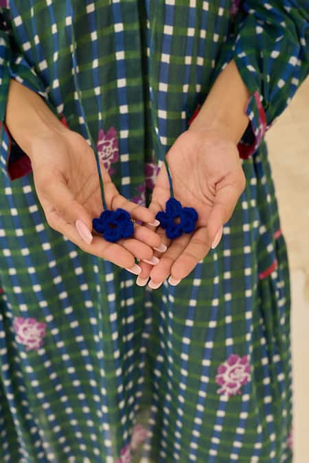 Jodi_Green Voile Embroidery, Tassels Collared, V-neck Pakhi Floral Midi Dress _Online_at_Aza_Fashions