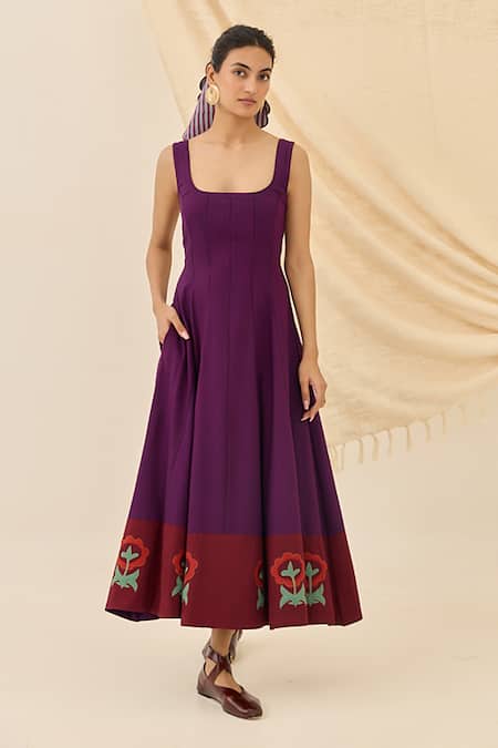 Jodi Morni Floral Applique Midi Dress 