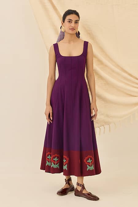 Jodi Morni Floral Applique Midi Dress 