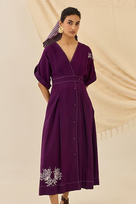 Jodi Morni Floral Embroidered Midi Dress 