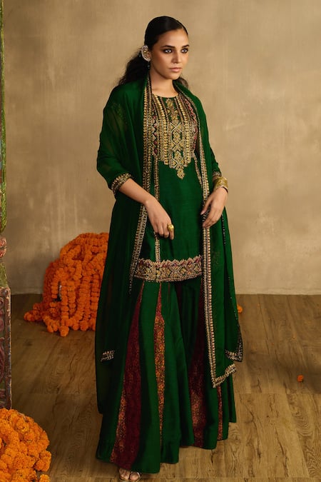 Shop Reeti Arneja Green Handloom Cotton, Silk, Organza Embroidery, Paan Patola Kurta Gharara Set Shop_Reeti Arneja_Green Handloom Cotton, Silk, Organza Embroidery, Paan Patola Kurta Gharara Set