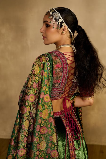 Reeti Arneja_Green Velvet, Handloom Cotton, Silk Embroidery, Zari, Haryali And Lehenga Set _at_Aza_Fashions