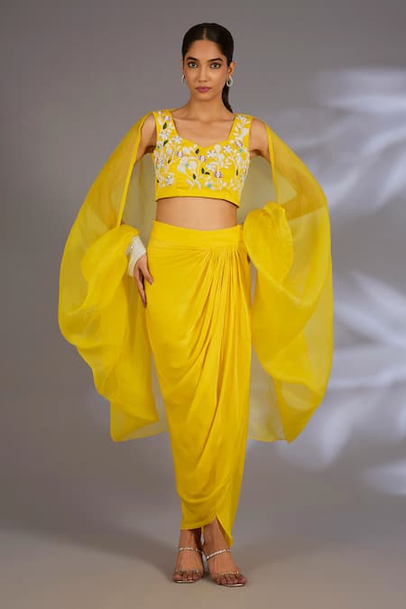 Ewoke Cuff Embroidered Cape Skirt Set 