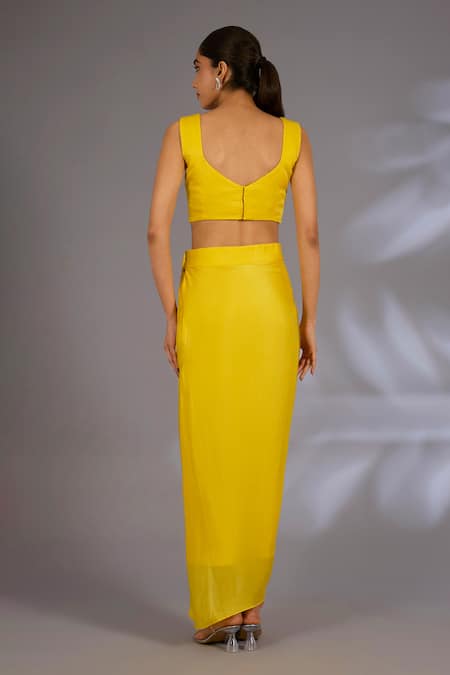 Ewoke Cuff Embroidered Cape Skirt Set 