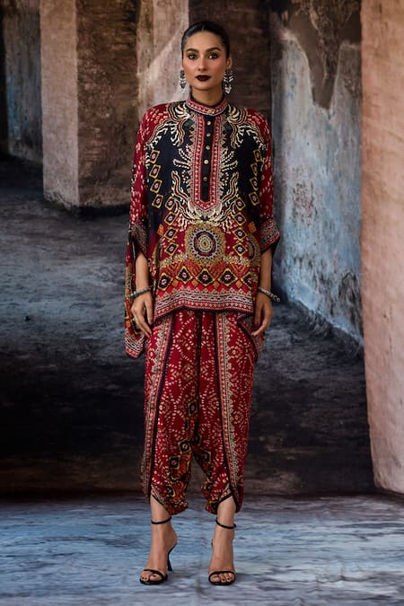 Rajdeep Ranawat Bethari Sonth Dhoti Pant 