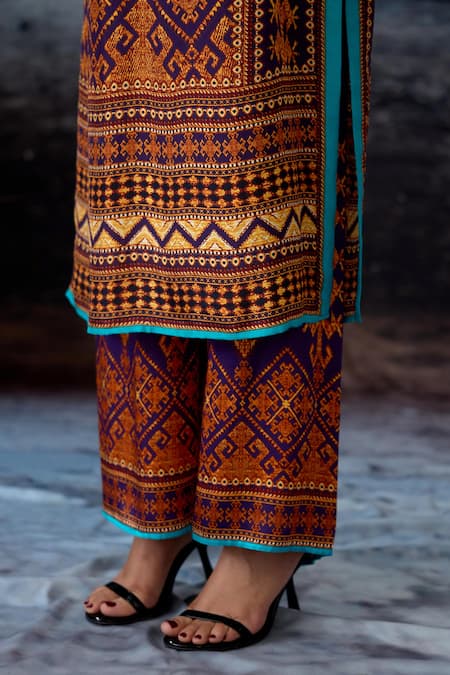 Buy Rajdeep Ranawat Purple Modal, Satin Bethari Permaz Pant Online at Aza Fashions Buy_Rajdeep Ranawat_Purple Modal, Satin Bethari Permaz Pant _Online_at_Aza_Fashions