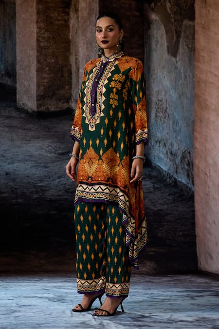 Shop Rajdeep Ranawat Emerald Green Modal, Satin Bethari Permaz Pant Online at Aza Fashions Shop_Rajdeep Ranawat_Emerald Green Modal, Satin Bethari Permaz Pant _Online_at_Aza_Fashions