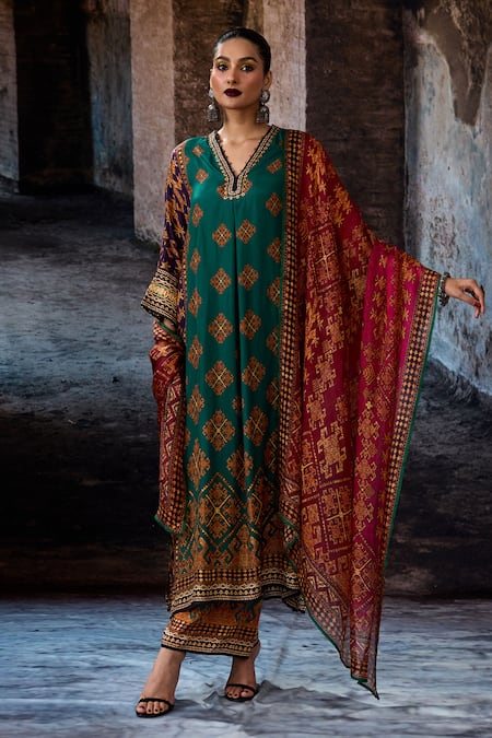 Buy_Rajdeep Ranawat_Multi Color Silk Split V-neck Bethari Banera Tunic 