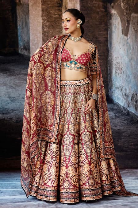 Shop Rajdeep Ranawat Maroon Dupion, Lycra, Kota Doria, Silk Bethari Leela Printed Skirt Set Shop_Rajdeep Ranawat_Maroon Dupion, Lycra, Kota Doria, Silk Bethari Leela Printed Skirt Set