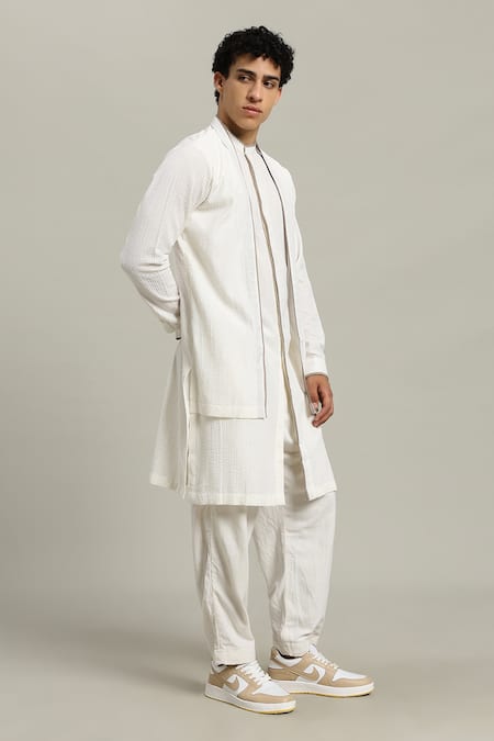 Buy_Studio Error_Off White Cotton Embroidery Double Layered Kurta 