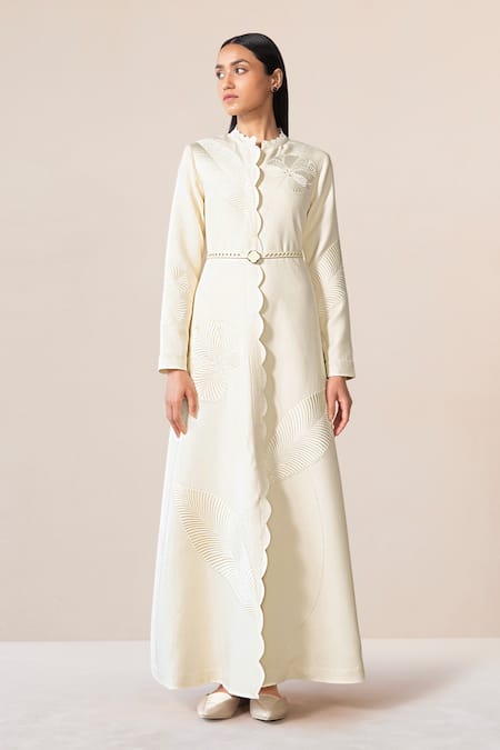 Buy_Ampm_Ivory Wool Embroidery, Cut Work High Nahid Paan Motif Abaya Jacket With Belt _Online_at_Aza_Fashions