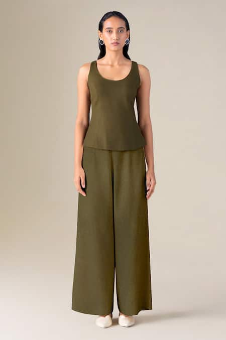 Buy_Ampm_Olive Green Wool Embroidery Open Neck, Round Samiah Resham Bordered Cape Set 