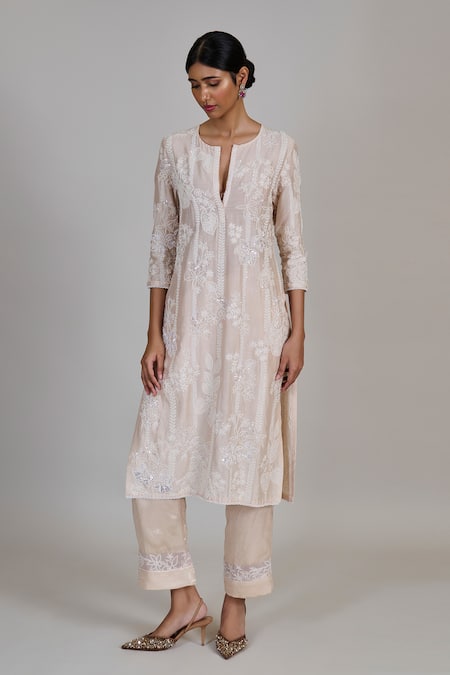 Mishru Noor Embroidered Kurta & Pant Set 