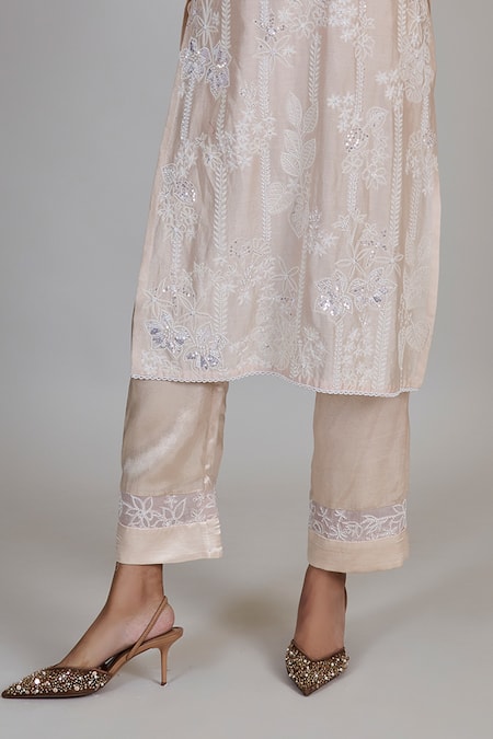 Buy_Mishru_Ivory Chanderi, Silk Embroidery, Sequins Split V-neck Noor Kurta And Pant Set 