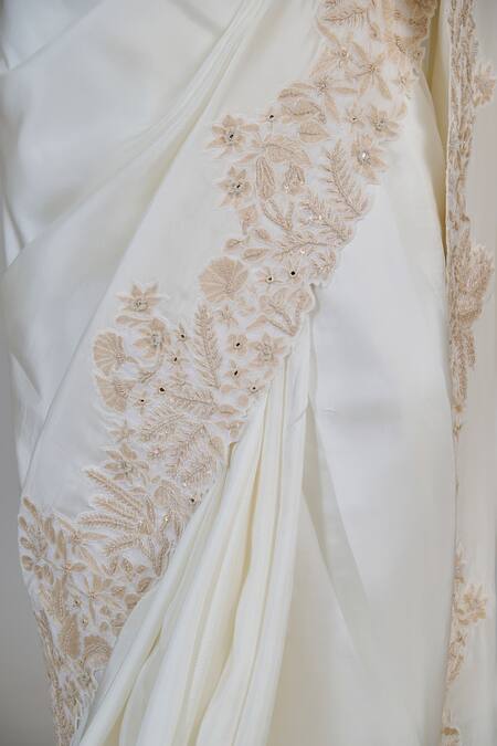 Buy_Mishru_Ivory Silk, Tulle, Shantoon Embroidery, Sequins Square Nysa Saree With Blouse _Online_at_Aza_Fashions