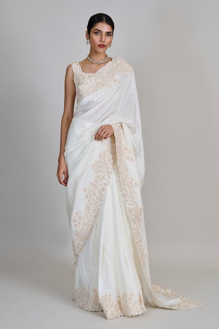 Mishru Nysa Embroidered Saree With Blouse 