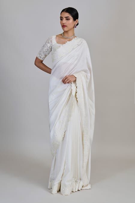 Mishru Rumi Embroidered Saree With Blouse 