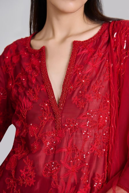 Mishru_Red Chanderi, Tulle Embroidery, Sequins Split V-neck Kiyara Kurta Pant Set _at_Aza_Fashions