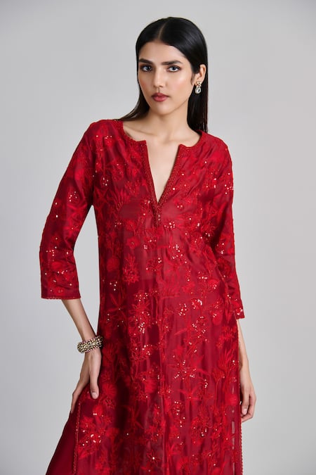 Buy_Mishru_Red Chanderi, Tulle Embroidery, Sequins Split V-neck Kiyara Kurta Pant Set 