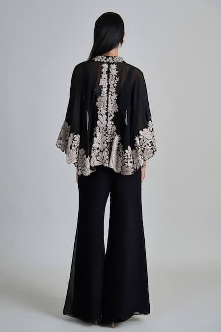 Mishru Kalie Embroidered Cape Set 