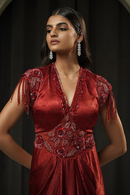 Muskan Aggarwal Red Satin, Net Sequins, Crystals, Tassels V-neck Elira Embroidered Gown at Aza Fashions Muskan Aggarwal_Red Satin, Net Sequins, Crystals, Tassels V-neck Elira Embroidered Gown _at_Aza_Fashions