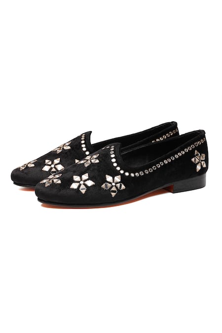 Buy_Shutiq_Black Avsar Geometric Mirror Work Juttis _Online_at_Aza_Fashions