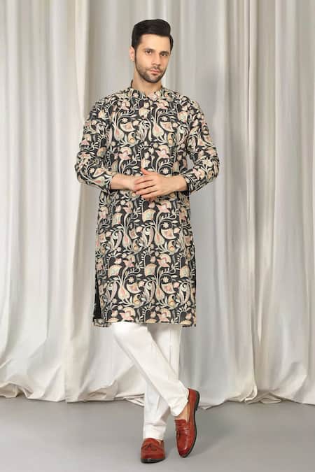 Aham-Vayam Phool Bahaar Embroidered Kurta & Pant Set 