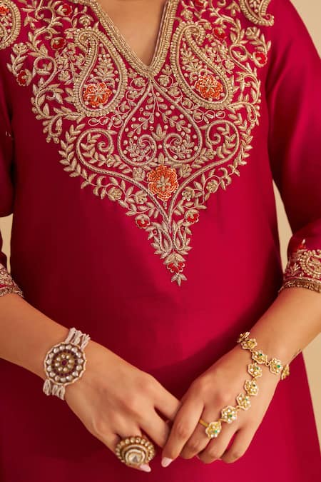 Buy Sheetal Batra Fuchsia Chanderi Silk, Bemberg Embroidery, Stones, Areefa Kurta And Salwar Set Online at Aza Fashions Buy_Sheetal Batra_Fuchsia Chanderi Silk, Bemberg Embroidery, Stones, Areefa Kurta And Salwar Set _Online_at_Aza_Fashions
