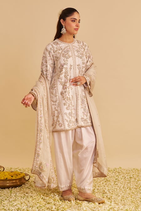 Shop Sheetal Batra Ivory , Organza Embroidery, Zari Round Neck Alira Kurta Salwar Set Online at Aza Fashions Shop_Sheetal Batra_Ivory , Organza Embroidery, Zari Round Neck Alira Kurta Salwar Set _Online_at_Aza_Fashions