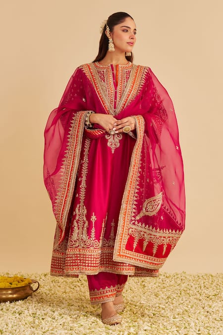 Sheetal Batra Nargis Embroidered Chauga Kurta Set 