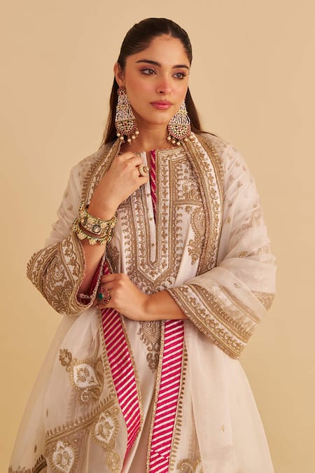 Sheetal Batra Ivory Chanderi , Bemberg, Satin, Organza Zoya Kurta Salwar Set Online at Aza Fashions Sheetal Batra_Ivory Chanderi , Bemberg, Satin, Organza Zoya Kurta Salwar Set _Online_at_Aza_Fashions