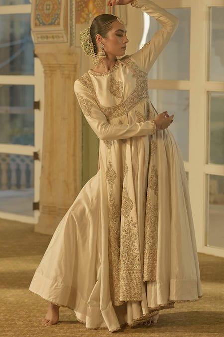 Buy Sheetal Batra Ivory Chanderi , Organza Embroidery, Zainah Anarkali Jacket Set Online at Aza Fashions Buy_Sheetal Batra_Ivory Chanderi , Organza Embroidery, Zainah Anarkali Jacket Set _Online_at_Aza_Fashions