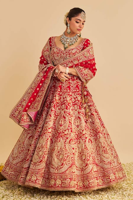 Sheetal Batra Sanaa Bridal Embroidered Lehenga Set 