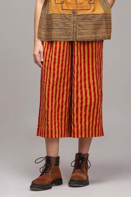 Shop MATI_1 Brown Cotton Collared, Button-down Neck Joker Motif Shirt With Pant Online at Aza Fashions Shop_MATI_1_Brown Cotton Collared, Button-down Neck Joker Motif Shirt With Pant _Online_at_Aza_Fashions