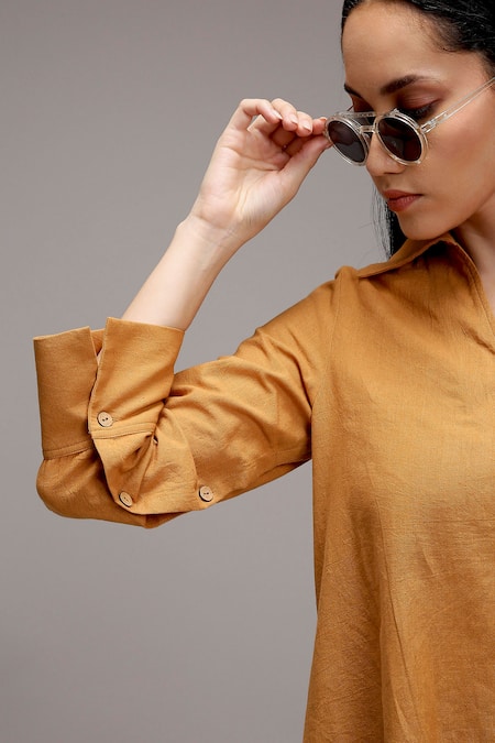 MATI_1 Brown Cotton Collared, V-neck Short Dress Online at Aza Fashions MATI_1_Brown Cotton Collared, V-neck Short Dress _Online_at_Aza_Fashions