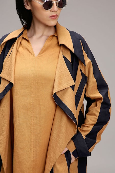 MATI_1 Brown Cotton Embroidery Open Neck Striped Longline Jacket at Aza Fashions MATI_1_Brown Cotton Embroidery Open Neck Striped Longline Jacket _at_Aza_Fashions