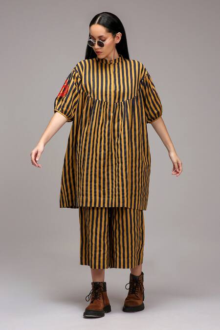 Buy_MATI_Brown Cotton Embroidery Mandarin Collar Striped Tunic And Pant Set  