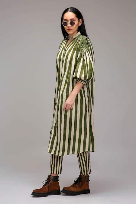 MATI_1_Off White Cotton Split V-neck, Mandarin Collar Striped Long Tunic _Online_at_Aza_Fashions
