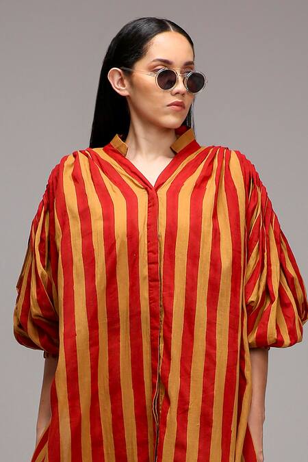 Shop MATI_1 Brown Cotton Collared, V-neck Striped Tunic And Pant Set Online at Aza Fashions Shop_MATI_1_Brown Cotton Collared, V-neck Striped Tunic And Pant Set _Online_at_Aza_Fashions