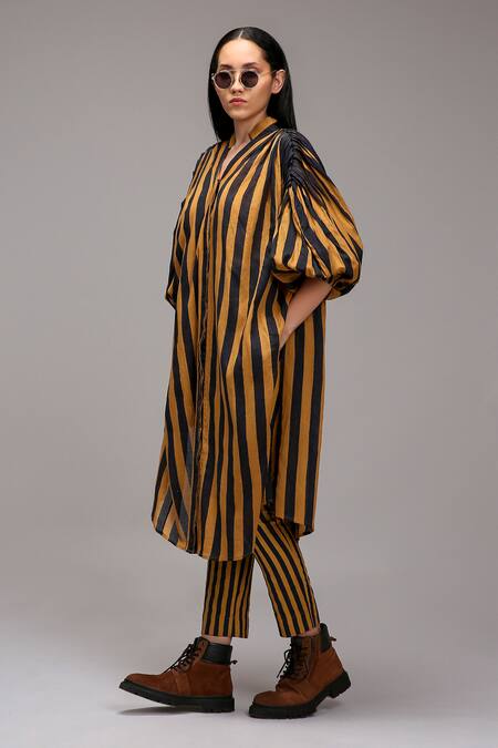 Buy MATI_1 Brown Cotton V-neck, Collared Striped Tunic And Pant Set Online at Aza Fashions Buy_MATI_1_Brown Cotton V-neck, Collared Striped Tunic And Pant Set _Online_at_Aza_Fashions