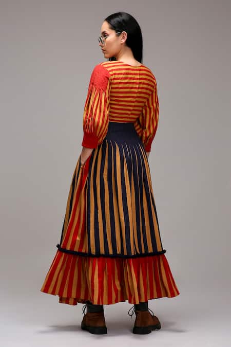 MATI_1 Striped Puff Sleeve Crop Top Skirt Set 