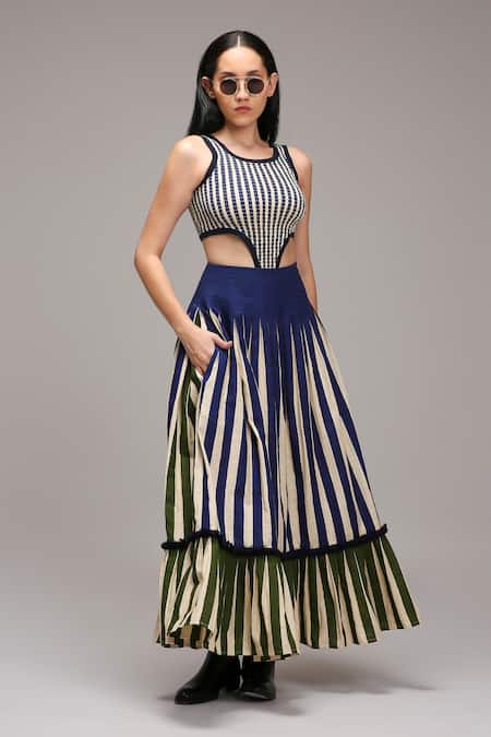 MATI_1 Striped Cut-Out Bodysuit & Tiered Skirt Set 