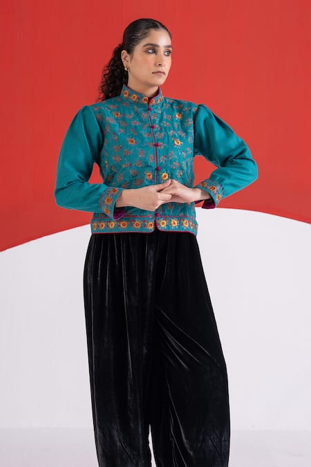 TA’Assur Rupsi Embroidered Jacket 