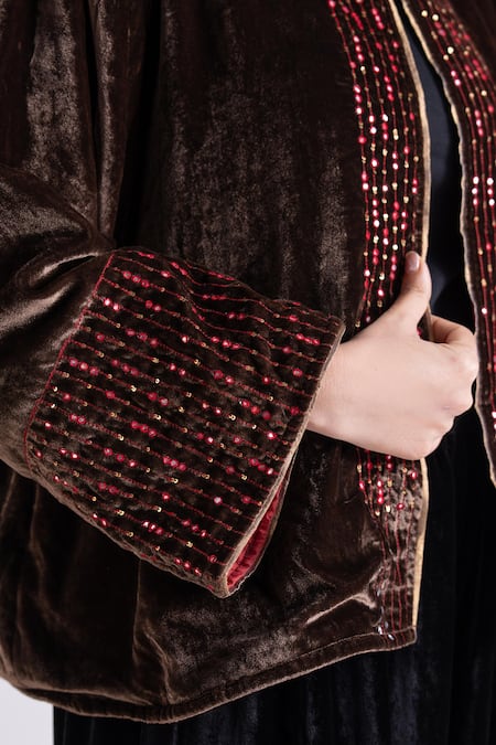TA’Assur Brown Velvet Sequins, Metallic Thread Open Neck Mastani Embroidered Jacket Online at Aza Fashions TA’Assur_Brown Velvet Sequins, Metallic Thread Open Neck Mastani Embroidered Jacket _Online_at_Aza_Fashions