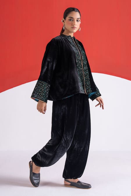TA’Assur Black Wool Sequins Round Neck Mastani Velvet Embellished Jacket at Aza Fashions TA’Assur_Black Wool Sequins Round Neck Mastani Velvet Embellished Jacket _at_Aza_Fashions