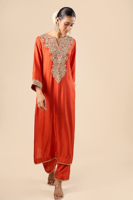 Sheetal Batra_Orange Embroidery, Zari Split V-neck Yoke Kurta With Pant _Online_at_Aza_Fashions