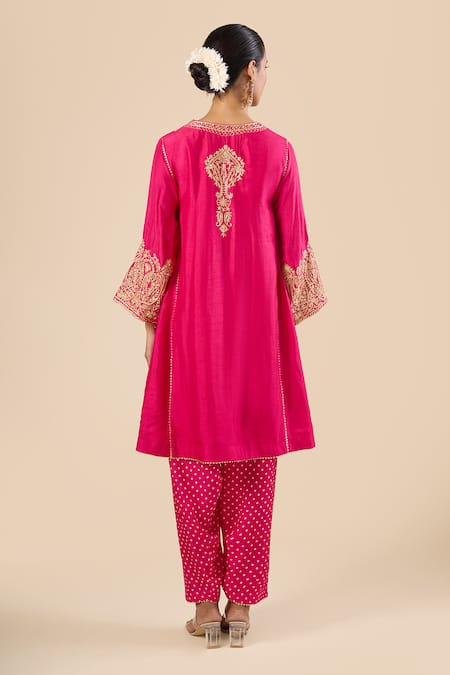 Sheetal Batra Thread Embroidered Kurta & Pant Set 